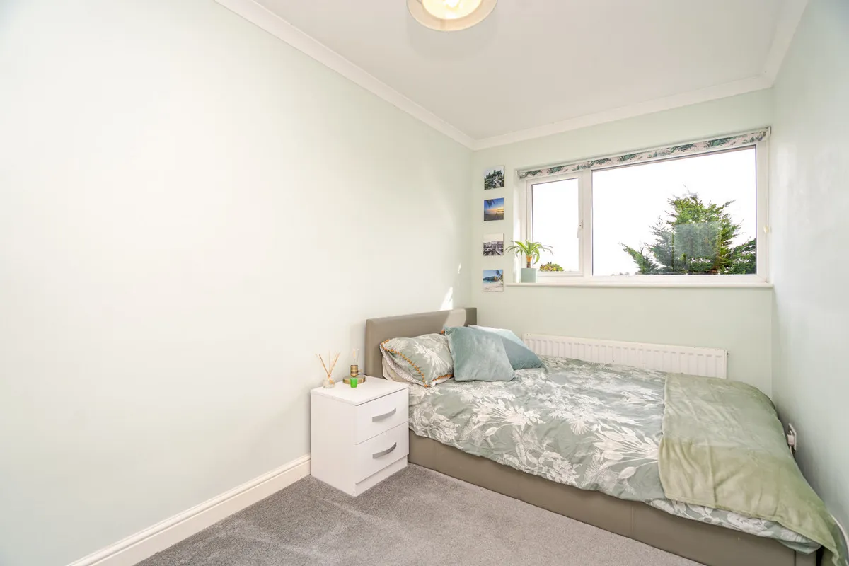 Towcester, NN12, photo 27