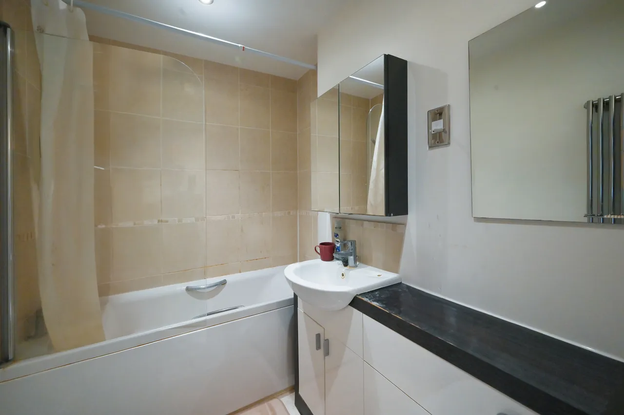 Balearic Apartments, London, E16, photo 9