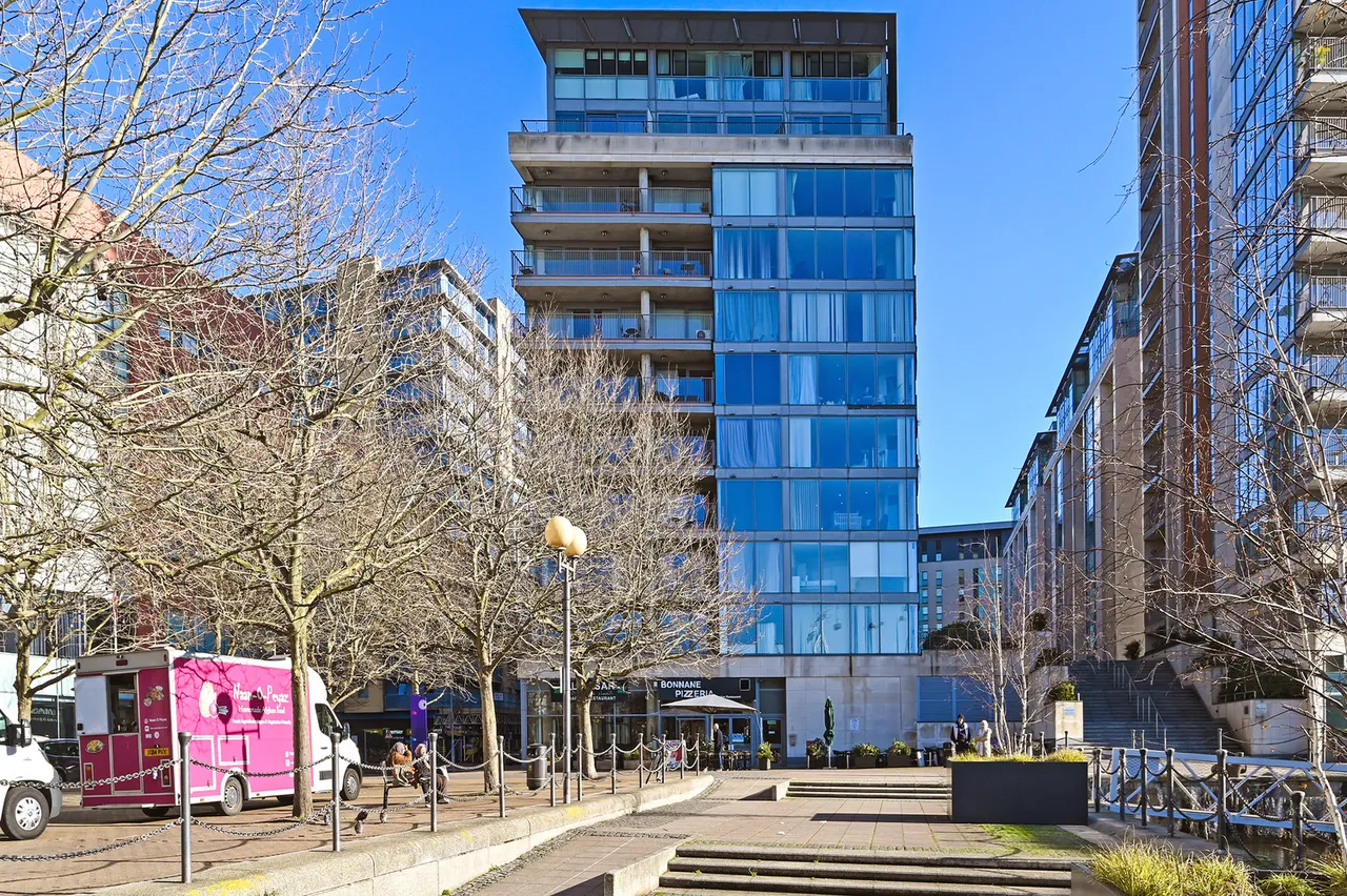 Balearic Apartments, London, E16, photo 10
