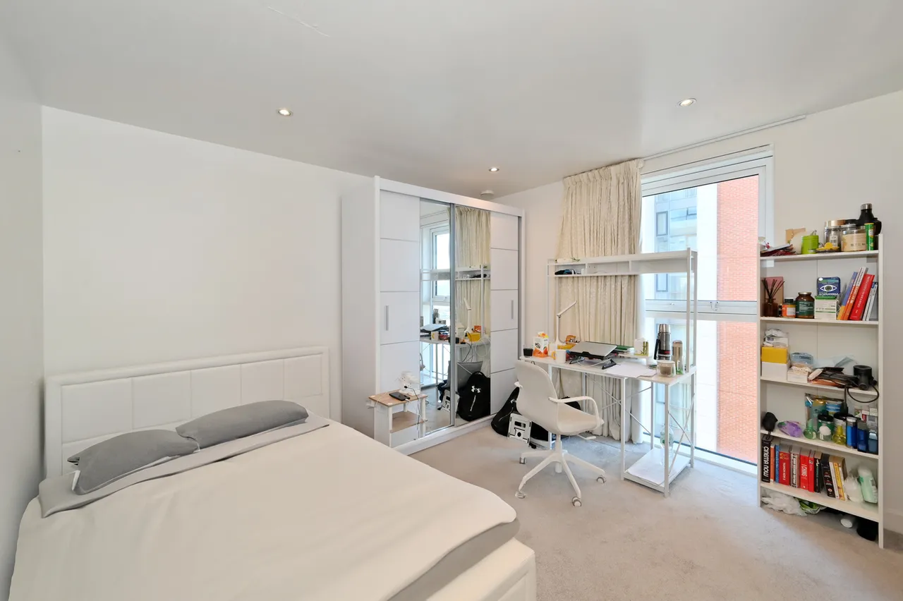 Balearic Apartments, London, E16, photo 5