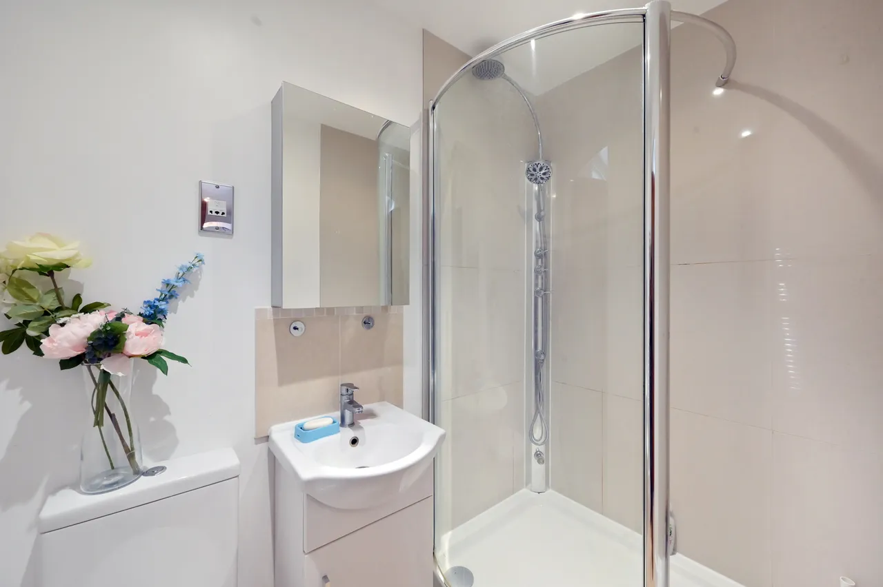Balearic Apartments, London, E16, photo 7