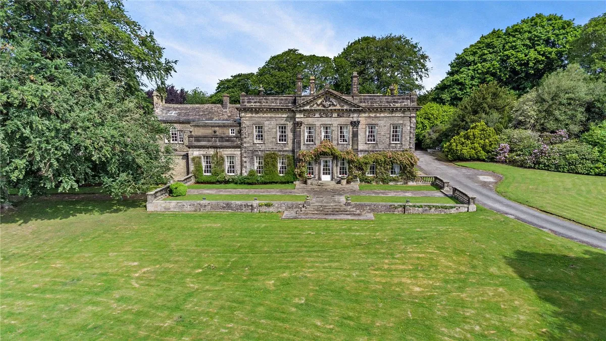 Farfield Hall, Addingham, LS29, photo 2