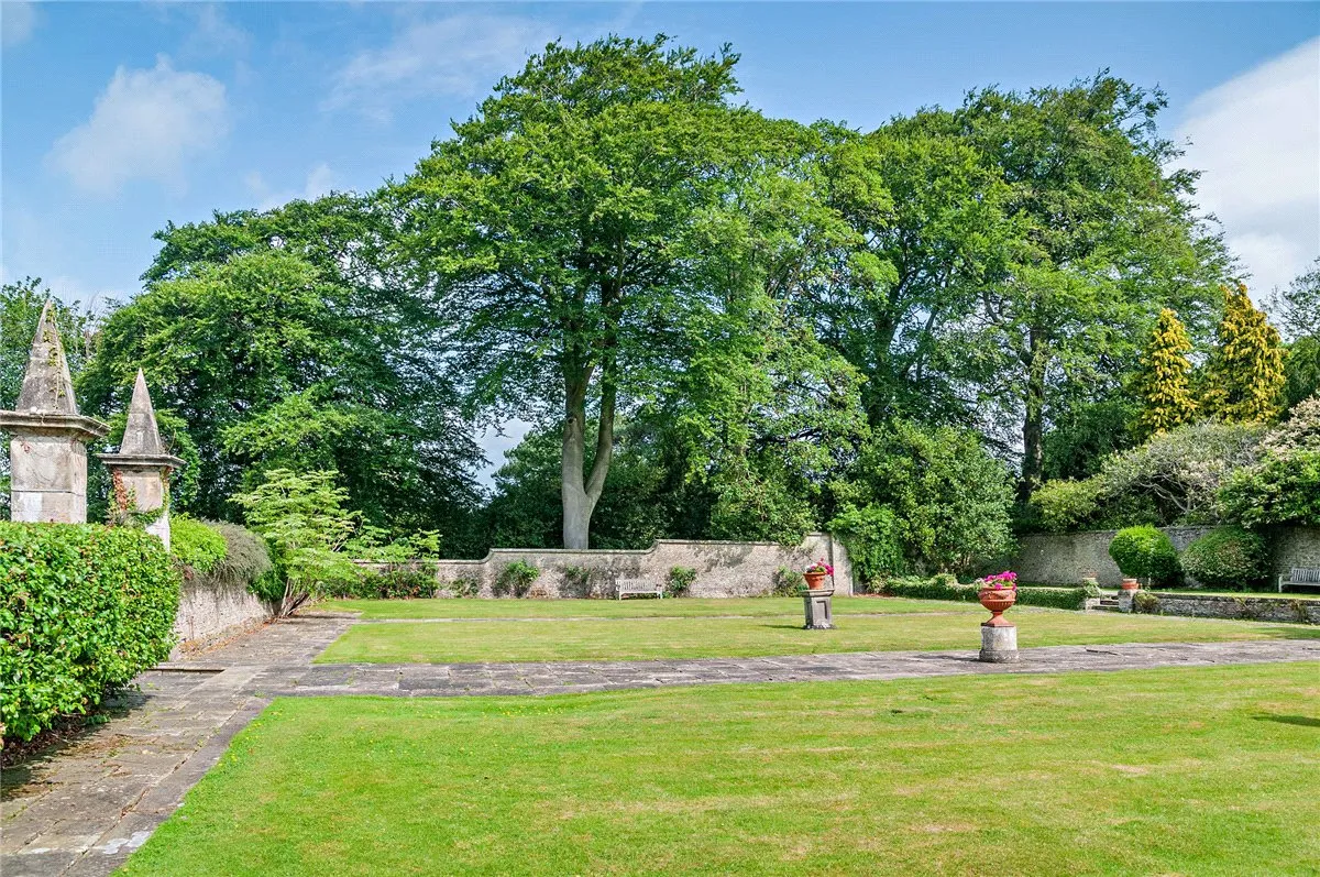 Farfield Hall, Addingham, LS29, photo 13