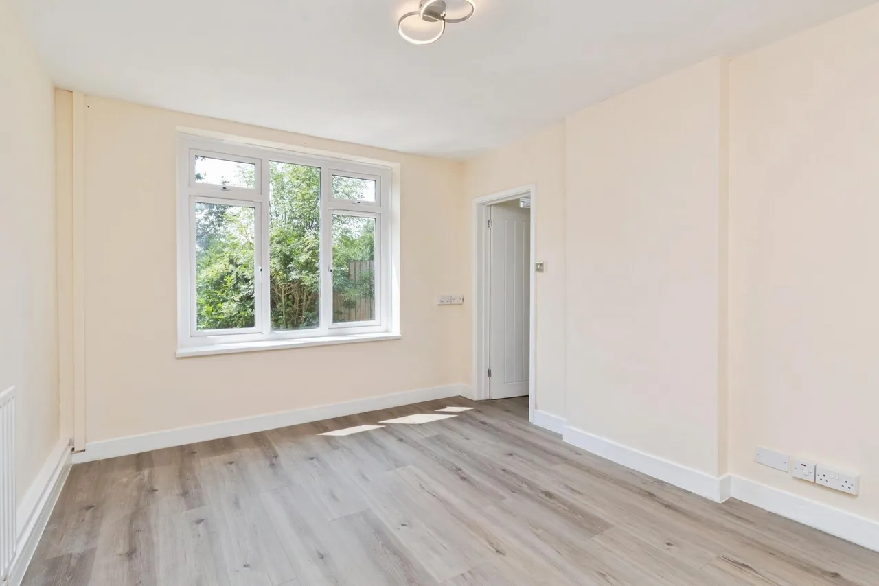 School Road, Telford, TF7, photo 7
