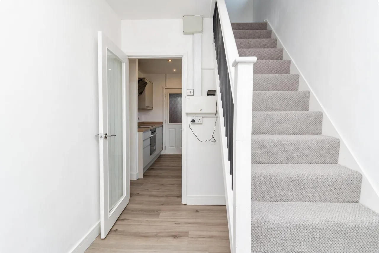 School Road, Telford, TF7, photo 6