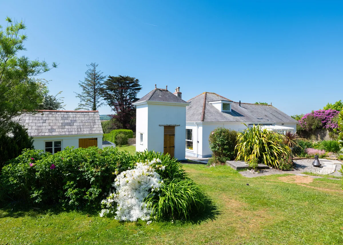 Delightful detached home in a sought after location, Perranwell Station, photo 39