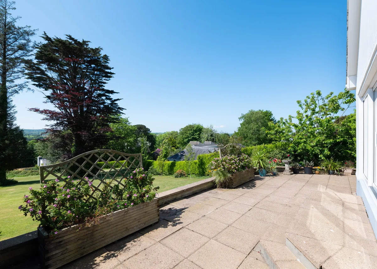 Delightful detached home in a sought after location, Perranwell Station, photo 38