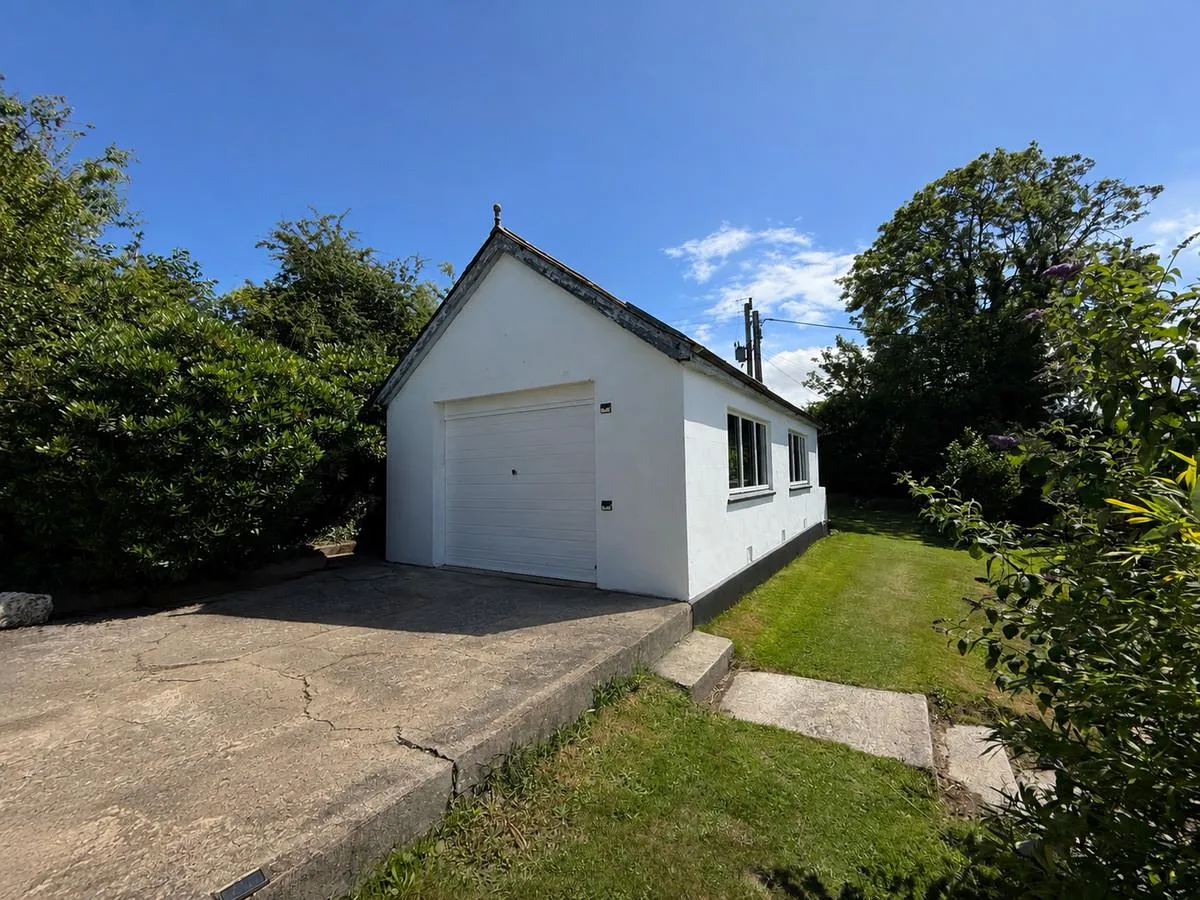 Delightful detached home in a sought after location, Perranwell Station, photo 31