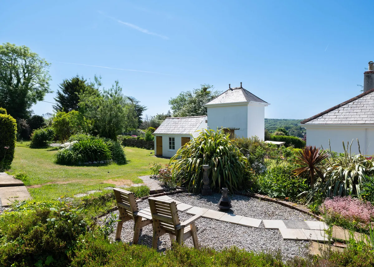 Delightful detached home in a sought after location, Perranwell Station, photo 22