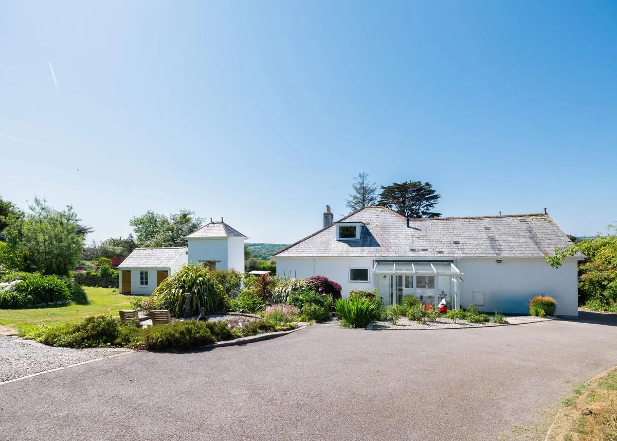 Delightful detached home in a sought after location, Perranwell Station, photo 21