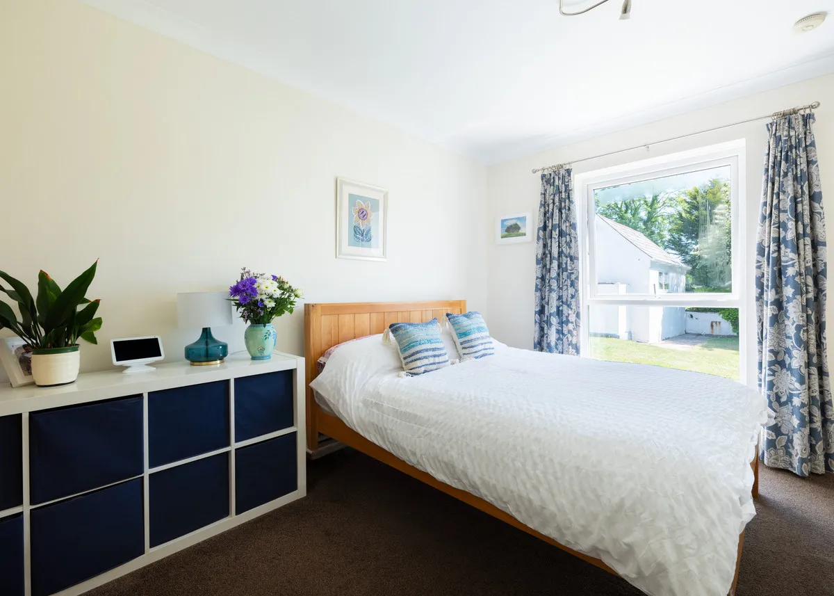 Delightful detached home in a sought after location, Perranwell Station, photo 14