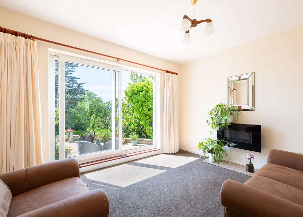 Delightful detached home in a sought after location, Perranwell Station, photo 11