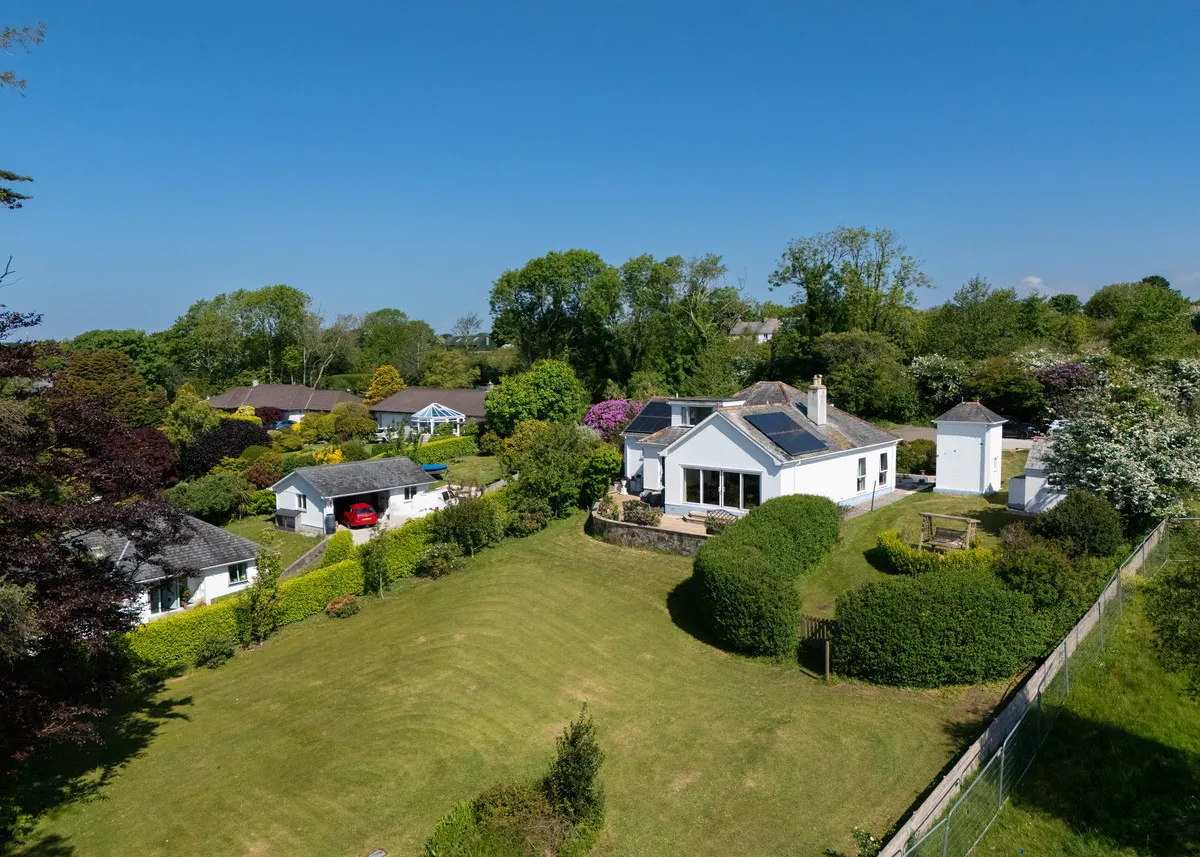 5 bed house for sale, Delightful detached home in a sought after location, Perranwell Station