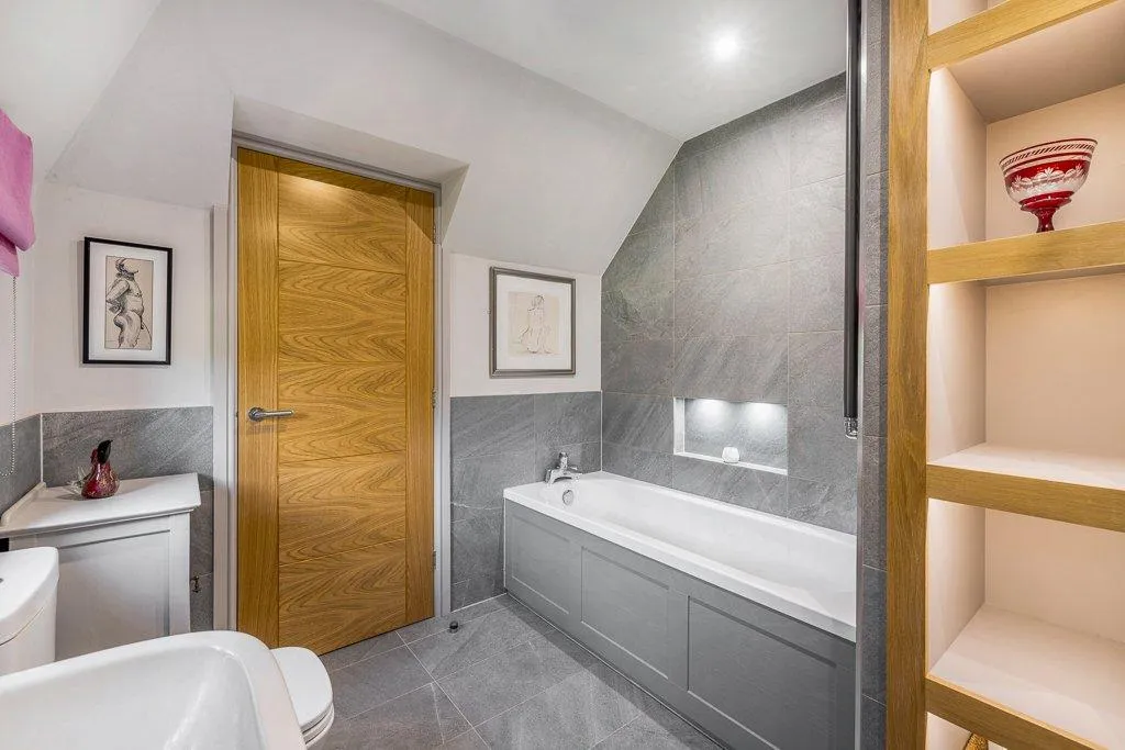 Church Street, Sutton On Trent, NG23, photo 30