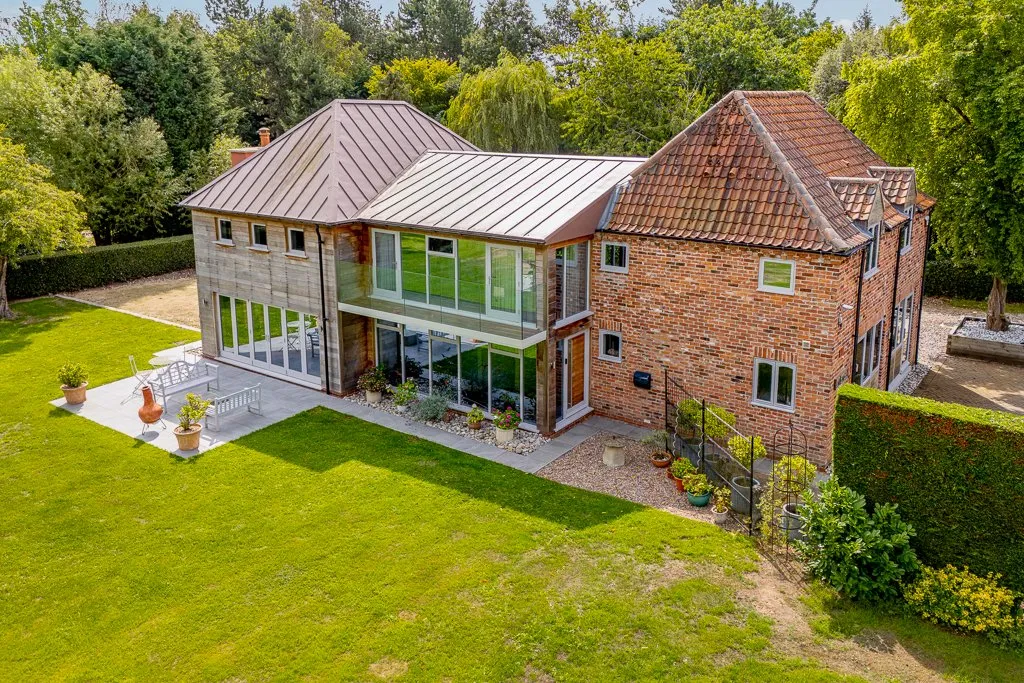 3 bed house for sale, Church Street, Sutton On Trent, NG23