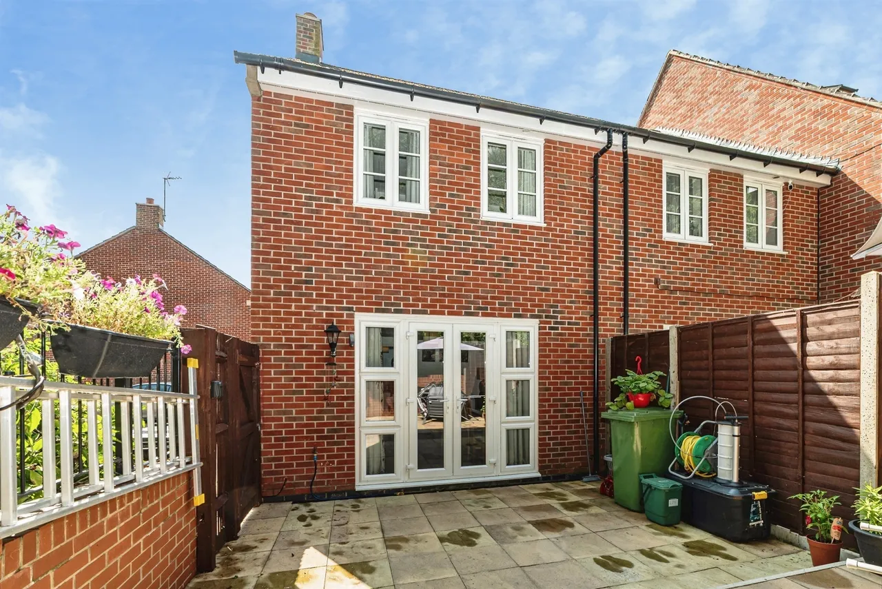 Sinclair Drive, Basingstoke, RG21, photo 8