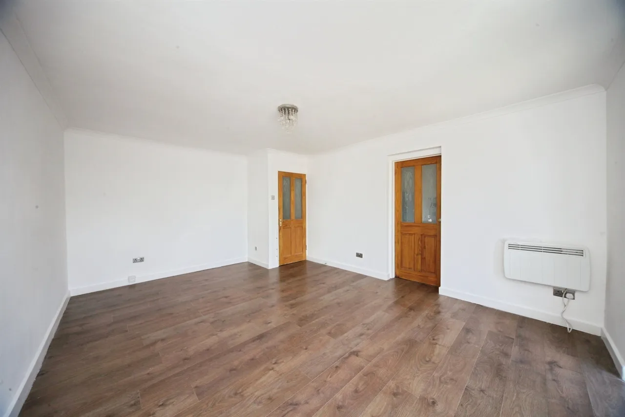 Elderberry Close, Luton, LU2, photo 8