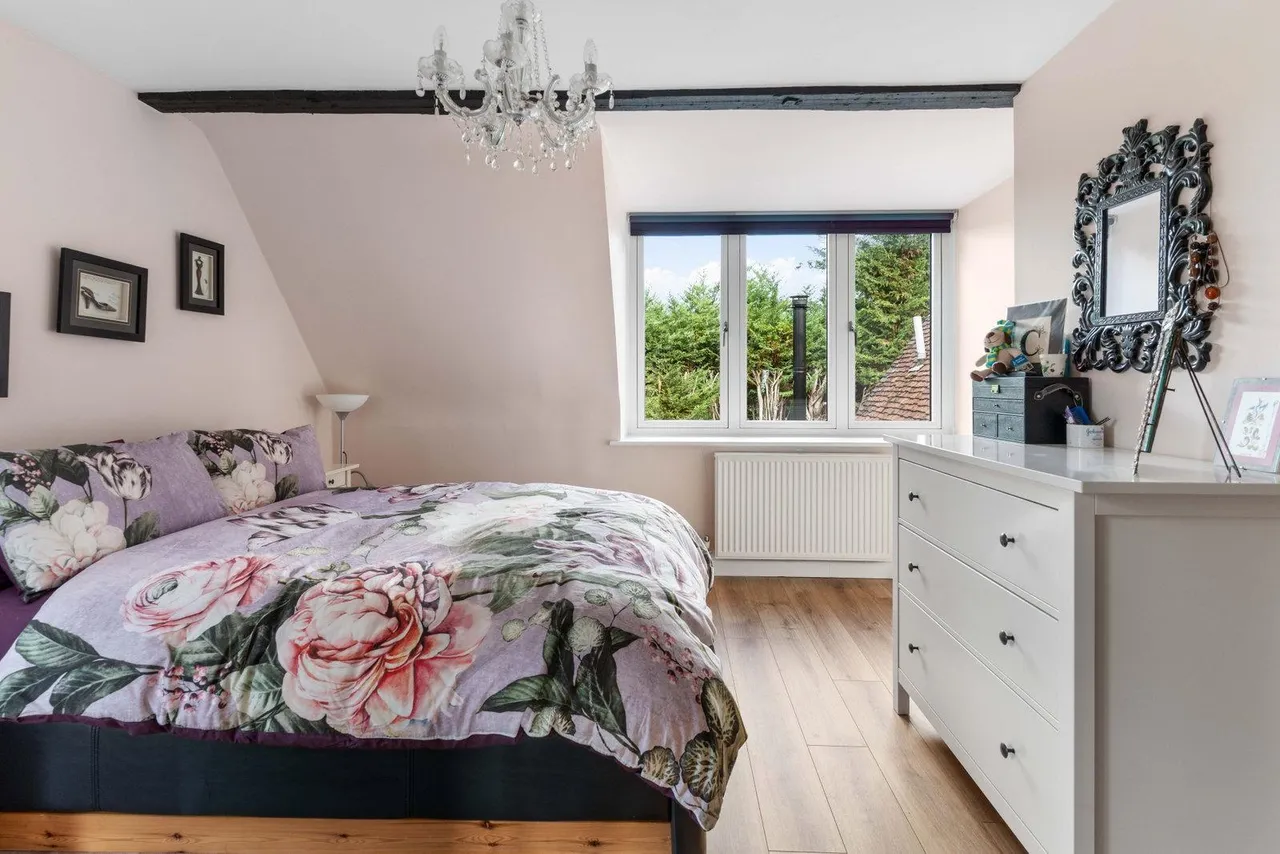 'Keepers Wood' East End Green, Hertford, SG14, photo 27