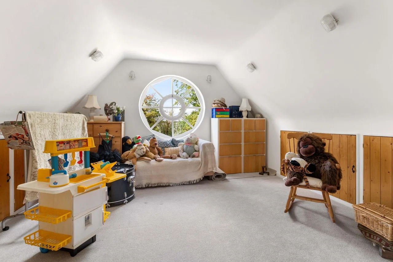 'Keepers Wood' East End Green, Hertford, SG14, photo 31
