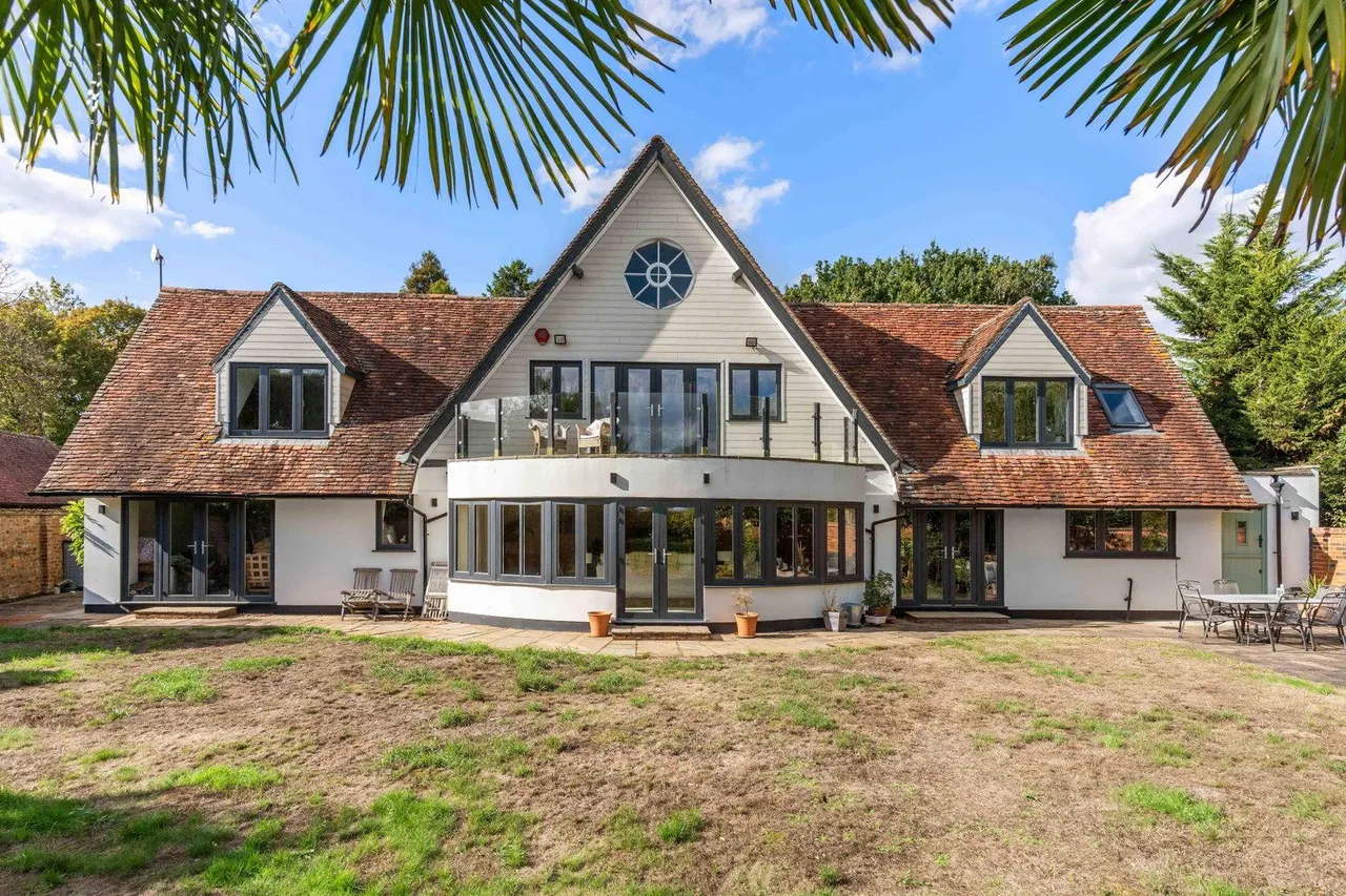 'Keepers Wood' East End Green, Hertford, SG14, photo 43