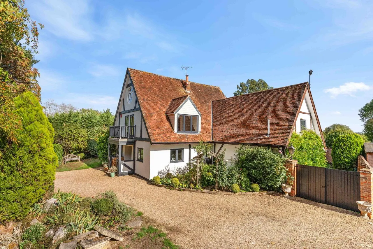 'Keepers Wood' East End Green, Hertford, SG14, photo 44