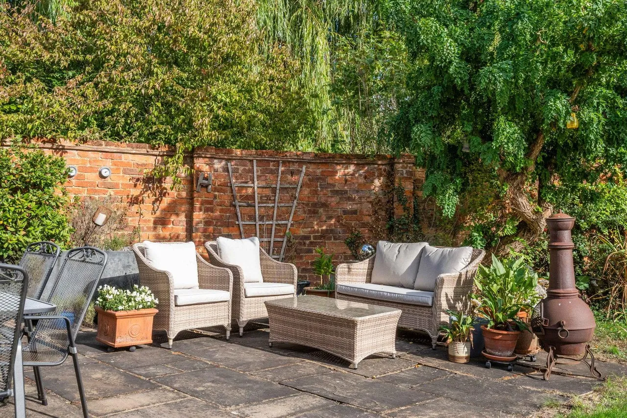'Keepers Wood' East End Green, Hertford, SG14, photo 38