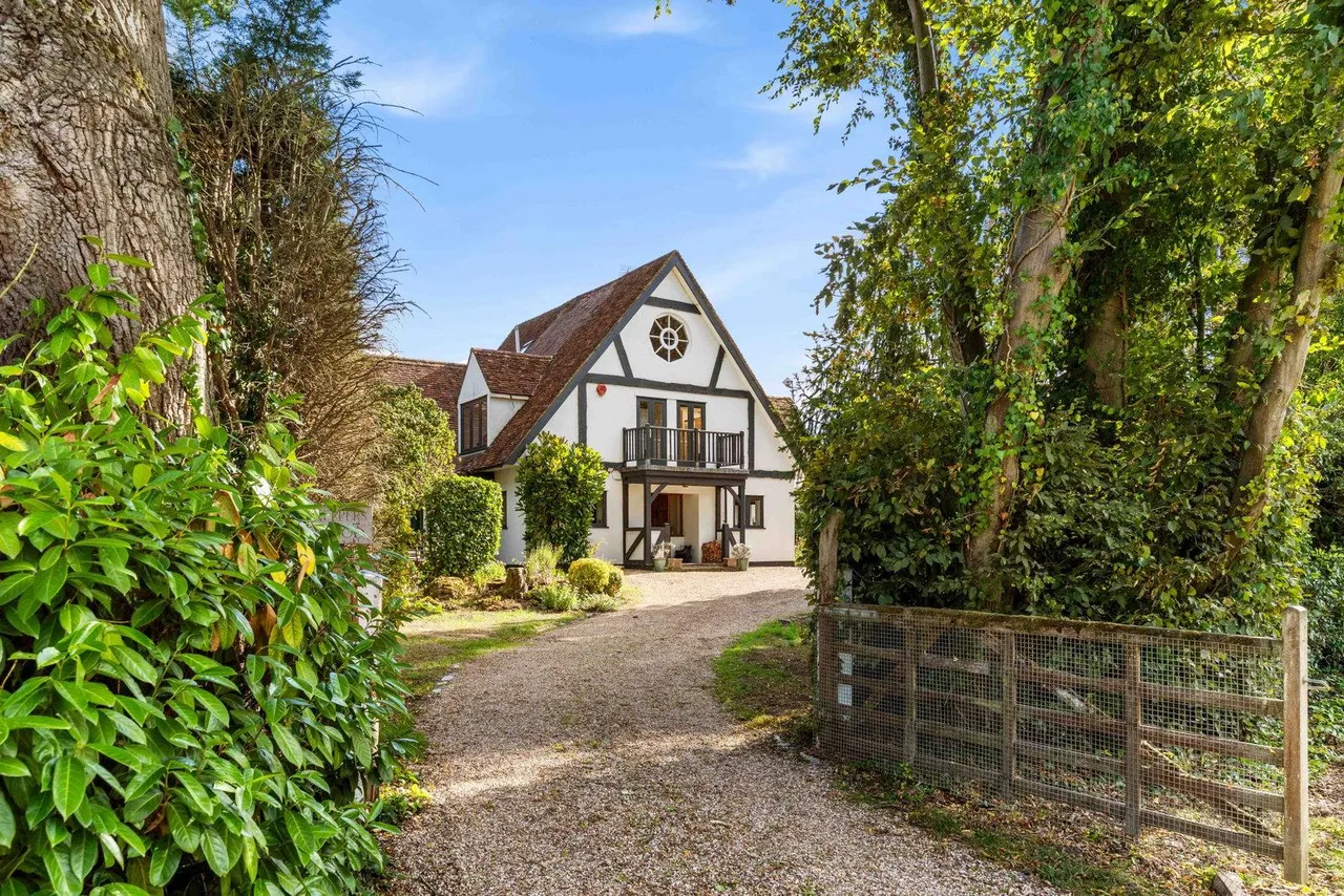 'Keepers Wood' East End Green, Hertford, SG14, photo 36