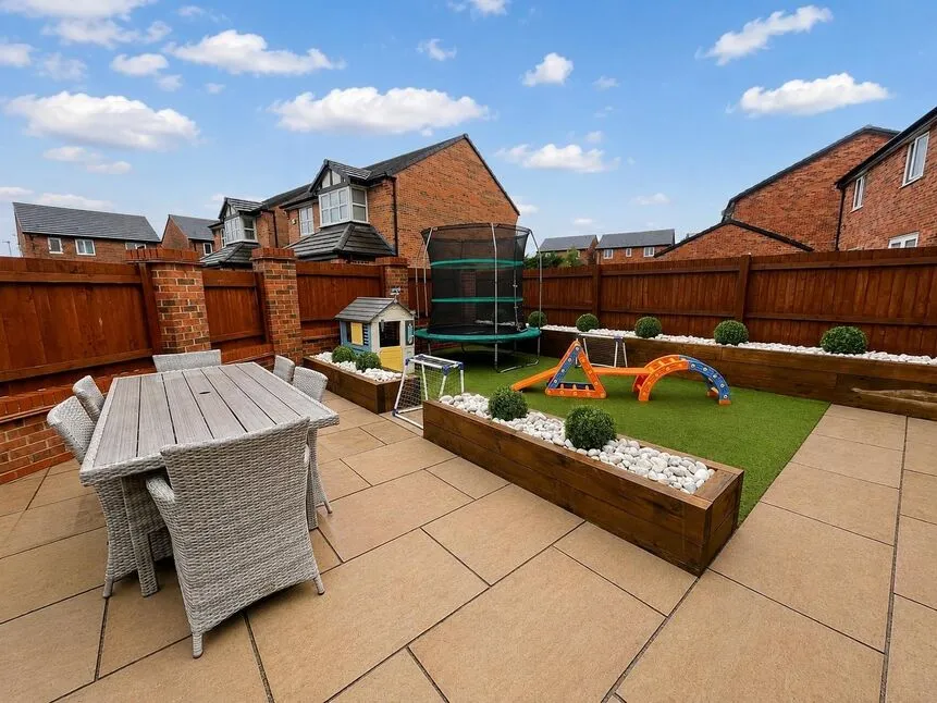 Sandiford Row, Radcliffe, Greater Manchester, M26, photo 3