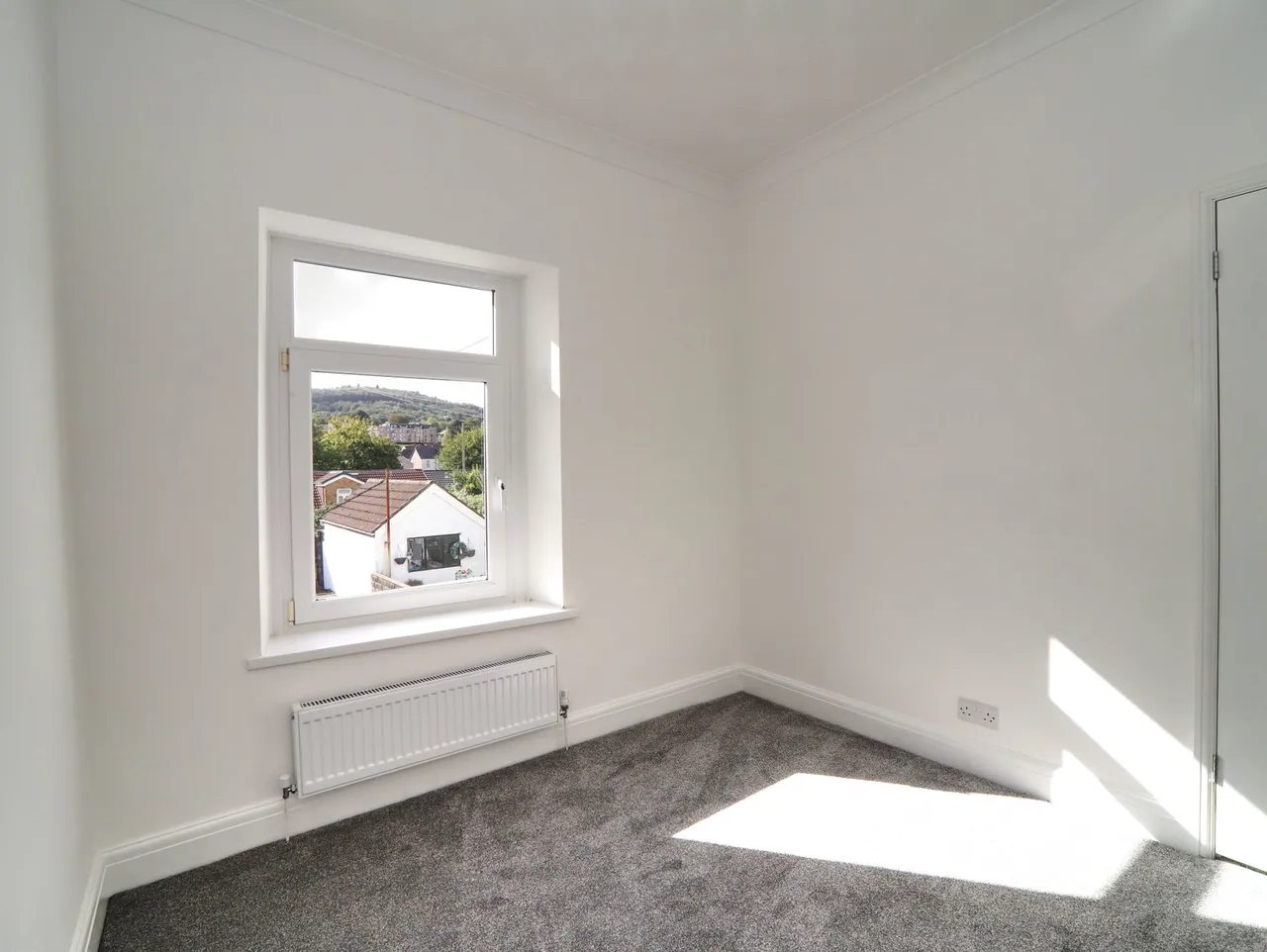 Van Road, Caerphilly, CF83, photo 19