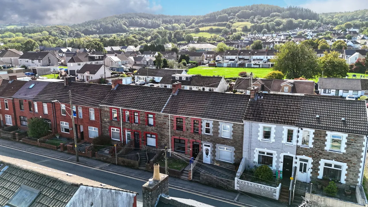 Van Road, Caerphilly, CF83, photo 32