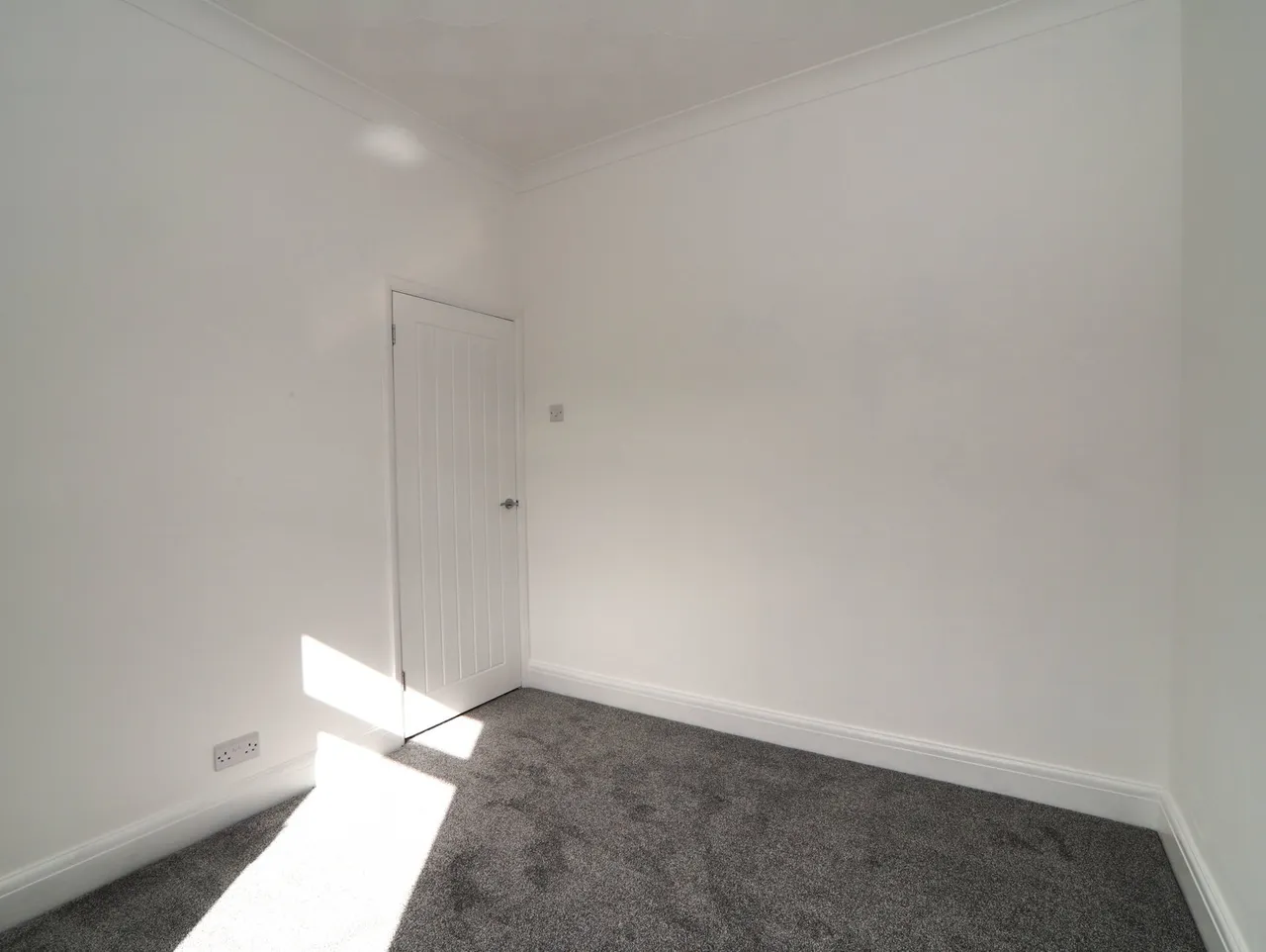 Van Road, Caerphilly, CF83, photo 20