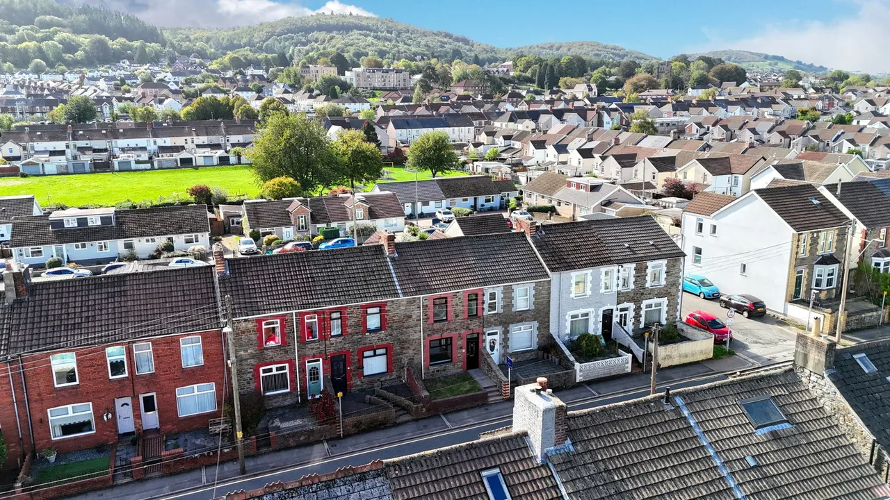 Van Road, Caerphilly, CF83, photo 31