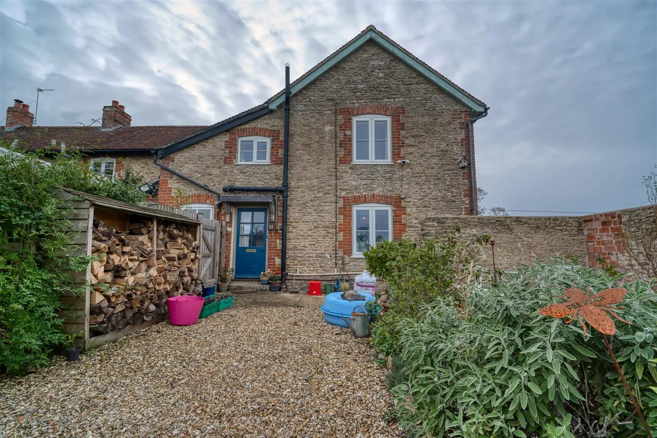 Sally Lovells Lane, Yenston, photo 10