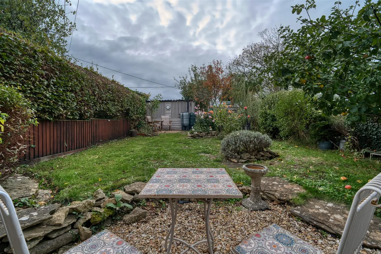 Sally Lovells Lane, Yenston, photo 7
