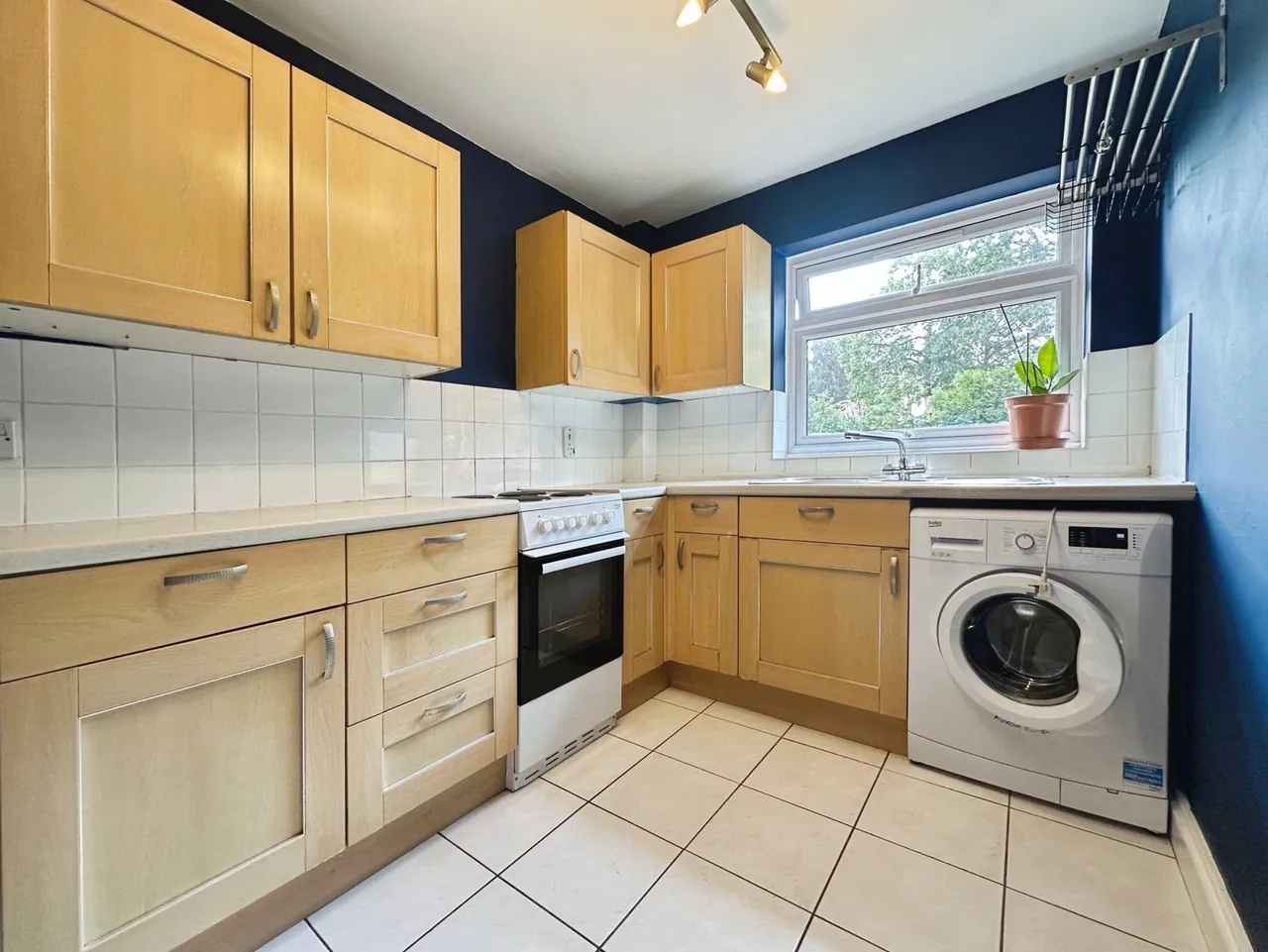 Fleet Road, Fleet, Hampshire, GU51 3PH, photo 11