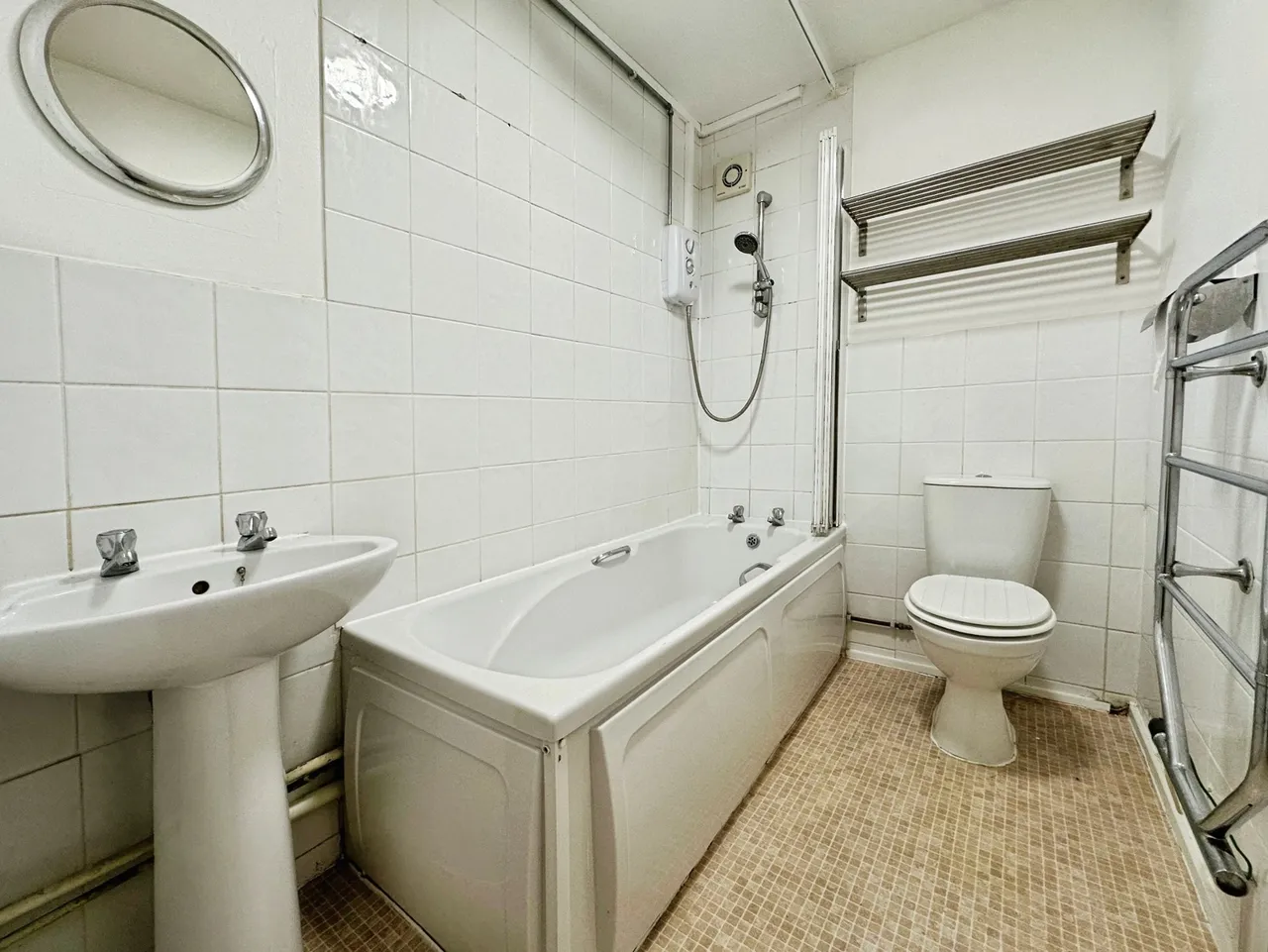 Fleet Road, Fleet, Hampshire, GU51 3PH, photo 5