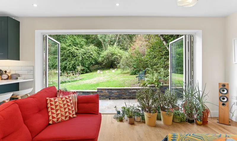 Barons Hurst, Epsom, KT18, photo 16