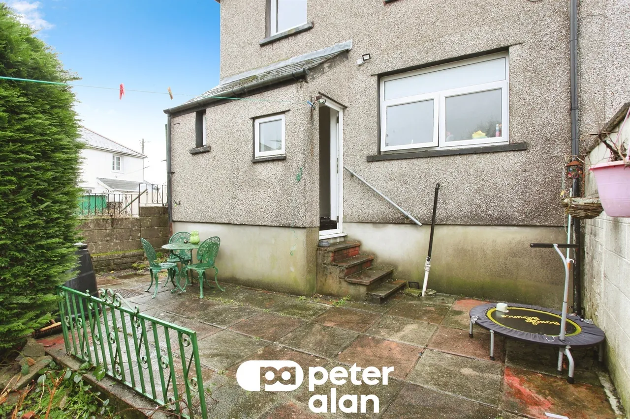 Bryn Road, Blackwood, NP12, photo 14