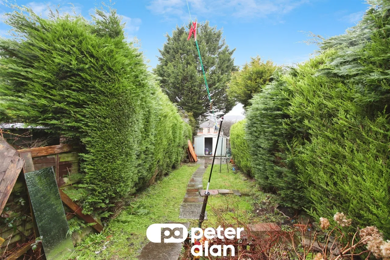 Bryn Road, Blackwood, NP12, photo 15