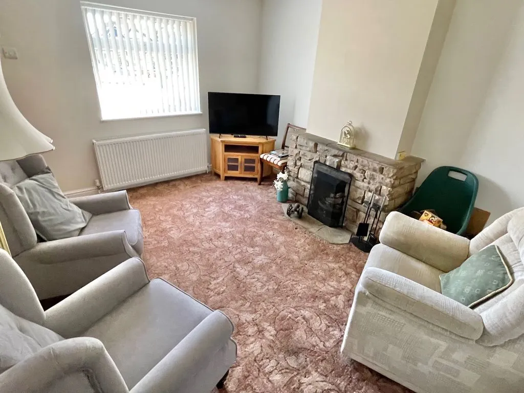 Kingstanding Road, Kingstanding, B44, photo 4