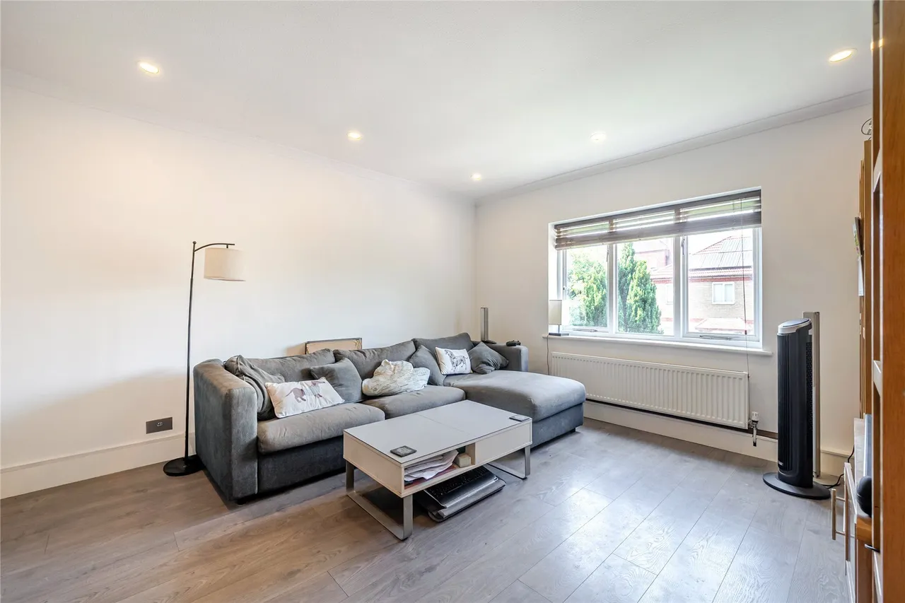 Old Bromley Road, Bromley, BR1, photo 6