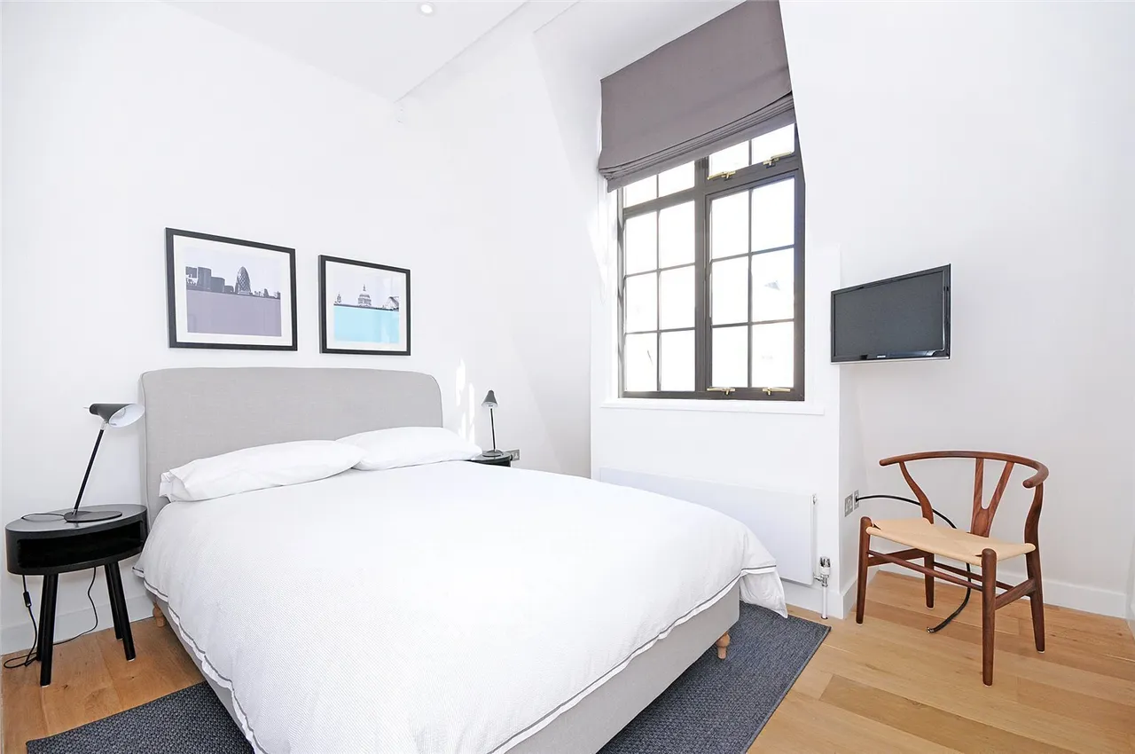 Cockspur Street, London, SW1Y, photo 3
