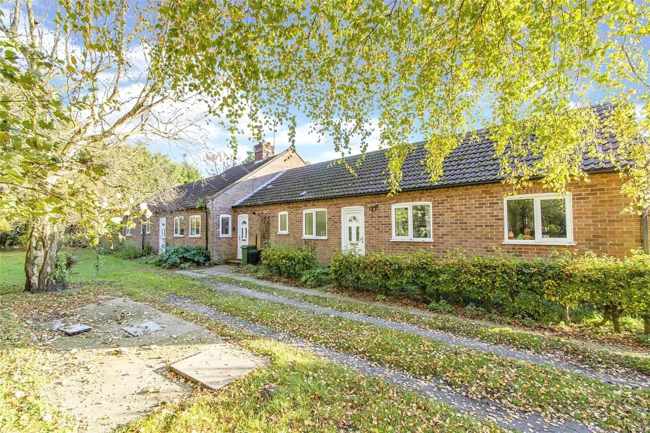 5 bed house for sale — Station Road, Haddiscoe, Great Yarmouth, Norfolk, NR31