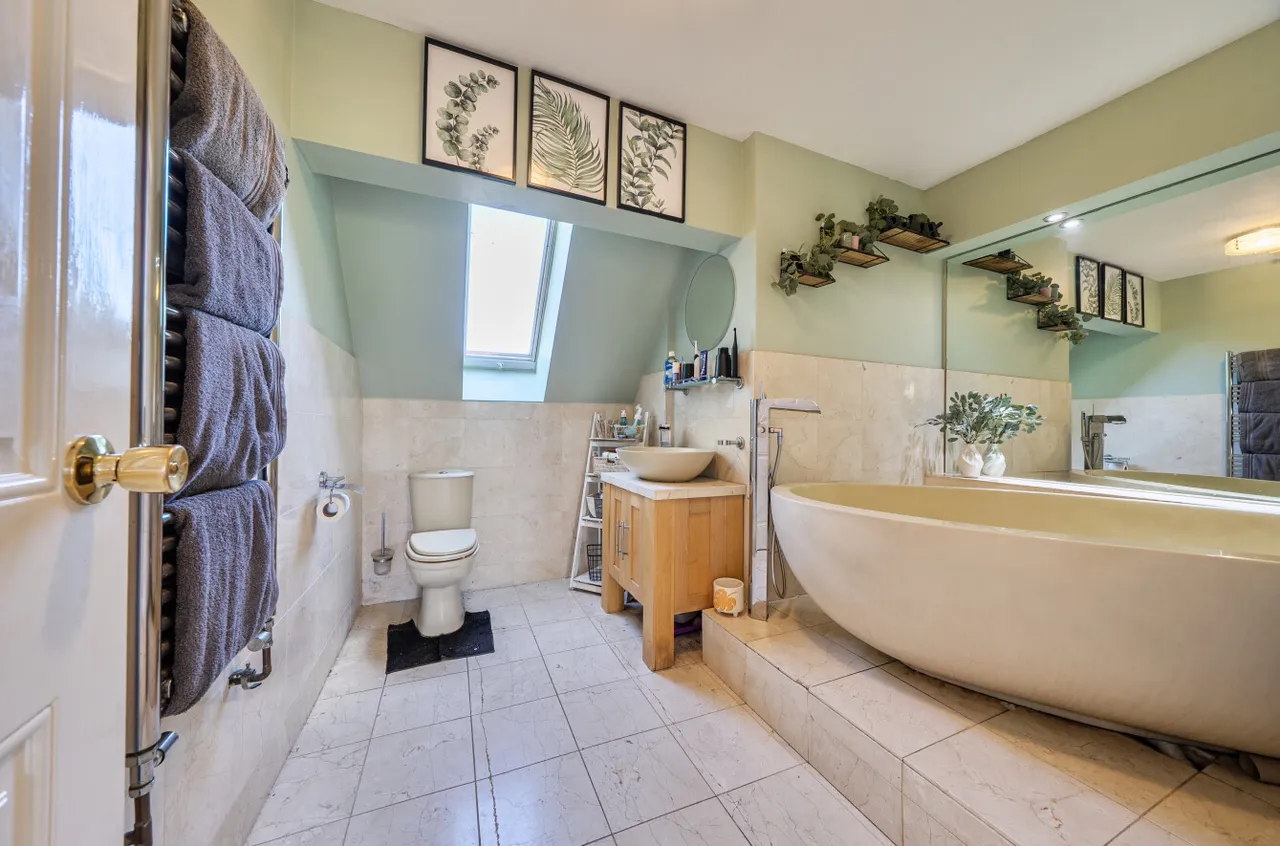 Staplegrove, Taunton, TA2, photo 17
