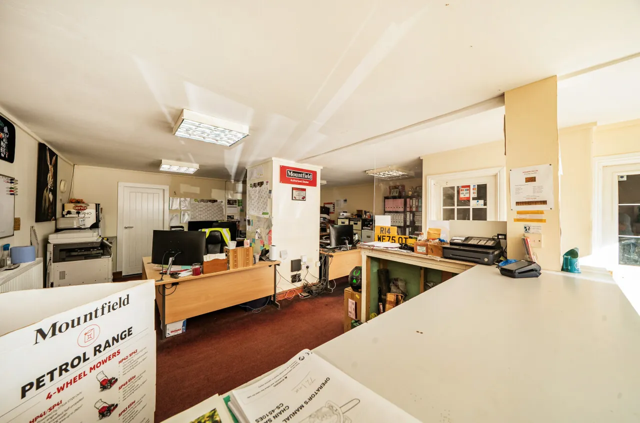 Staplegrove, Taunton, TA2, photo 49