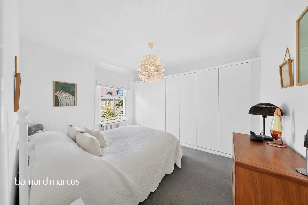 Coval Road, London, SW14, photo 13