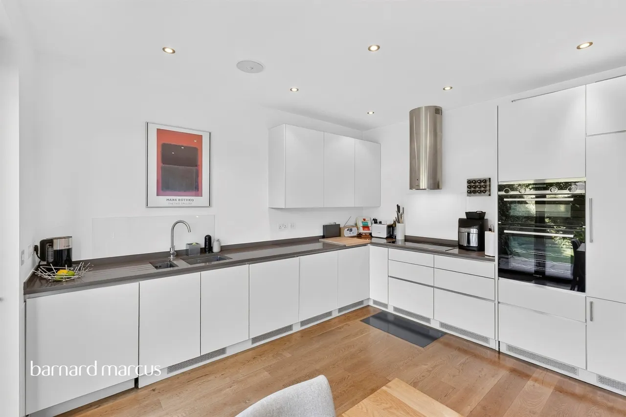 Coval Road, London, SW14, photo 18
