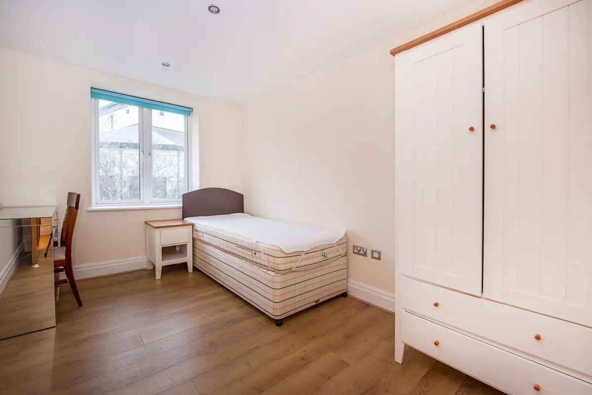 Strand Drive, Richmond TW9, photo 8