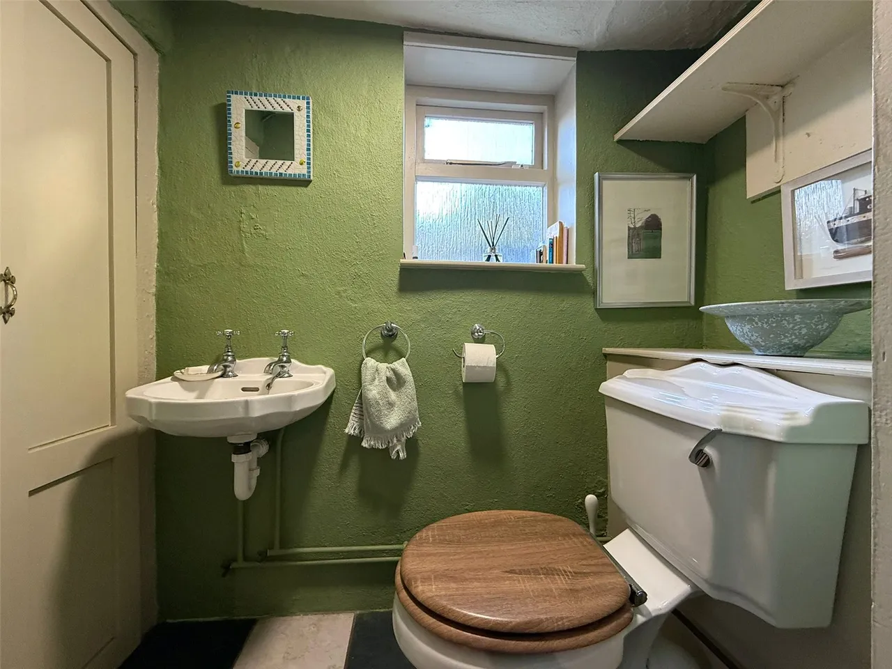 Westgate, Thirsk, North Yorkshire, YO7 1QS, photo 15
