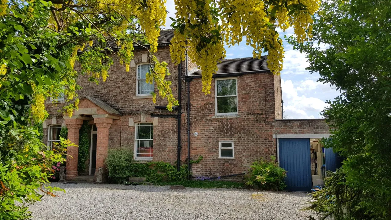 Westgate, Thirsk, YO7, photo 2